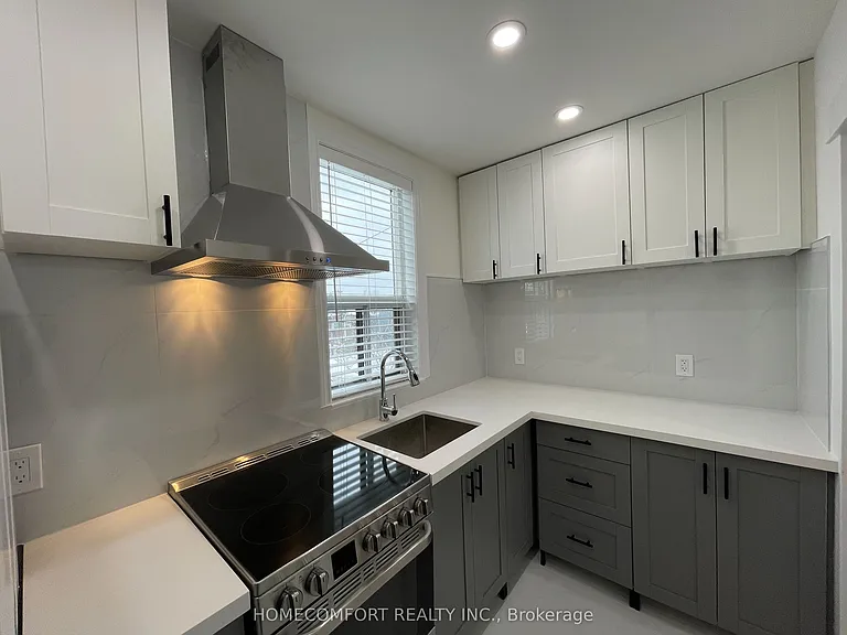 33 Strathmore Blvd #UPPER — Photo 6