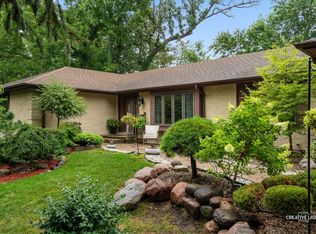 8N153 Grand Arbor Ln, Maple Park, IL 60151