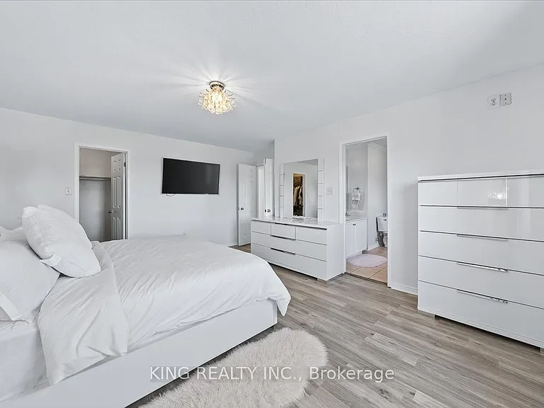 76 Blackburn Dr — Photo 23