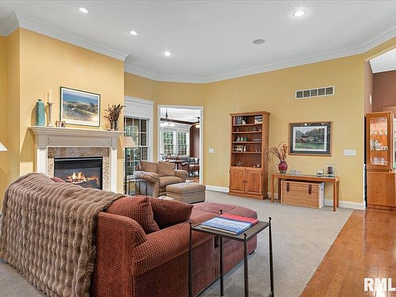 5th image of 1705 Interlacken Rd