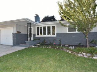 910 Charles Ave, Winthrop Harbor, IL