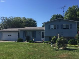 12960 Iroquois Dr, Birch Run, MI 48415
