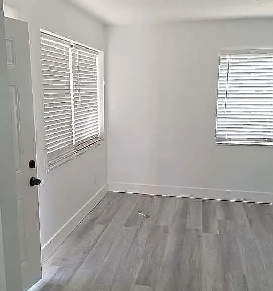 1557 NE 148th St #1557 — Photo 3