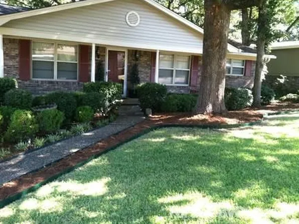 11780 Southridge Dr, Little Rock, AR 72212
