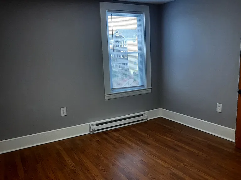 76 Perry Ave #3 — Photo 7