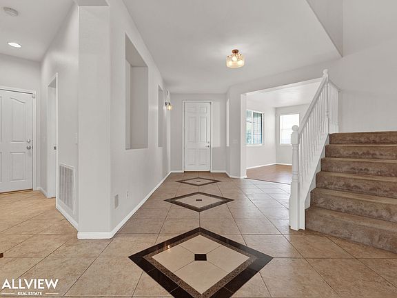 3rd image of 33398 Twin Hills Way