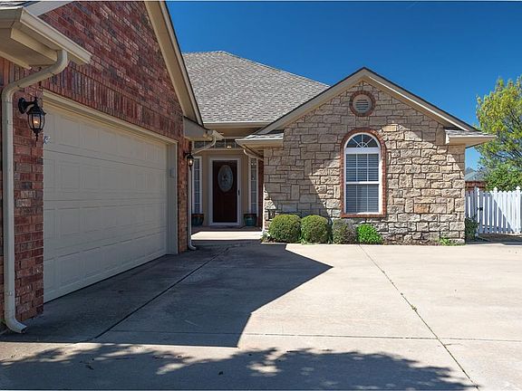 2nd image of 15229 Rocky Mountain Dr