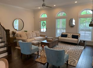 627 Brennan Dr, Decatur, GA 30033