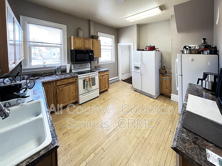 815 N Nevada Ave #205 — Photo 15