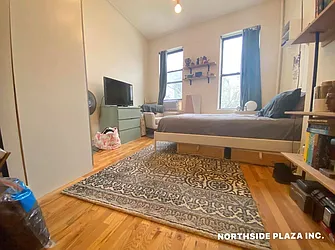 Rented by Northside Plaza Inc.