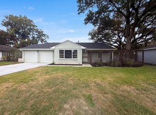 3026 Deal St, Houston, TX 77025