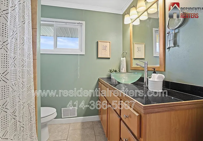 3615 N 87th St — Photo 15