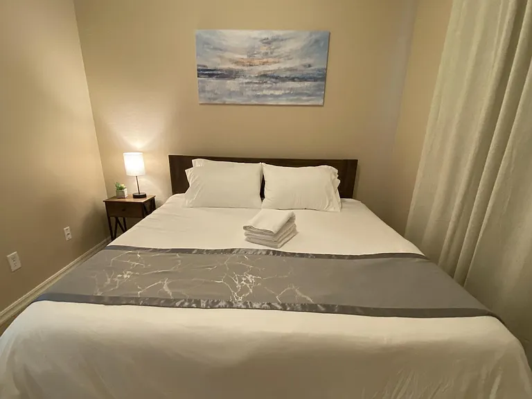 193 E Bahamas Dr — Photo 13