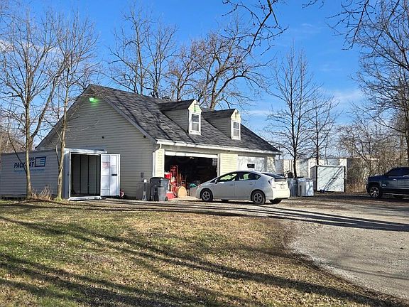 2nd image of 6725 Taylor Rd SW