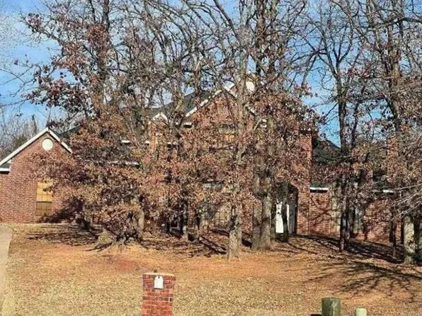 12222 Canyon Cir, Guthrie, OK 73044