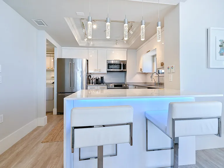 3115 Gulf Shore Blvd N #608S — Photo 11