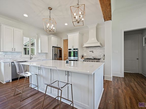 5th image of 12632 Conwood Ave