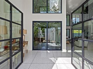 606 Roaring Springs Rd, Fort Worth, TX 76114