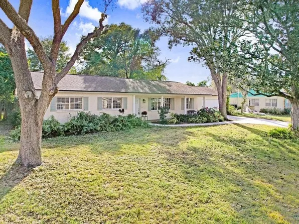 117 Crestview Dr, Brandon, FL 33511