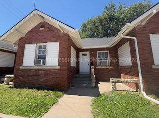 203 Old Mill Rd, Newton, KS 67114