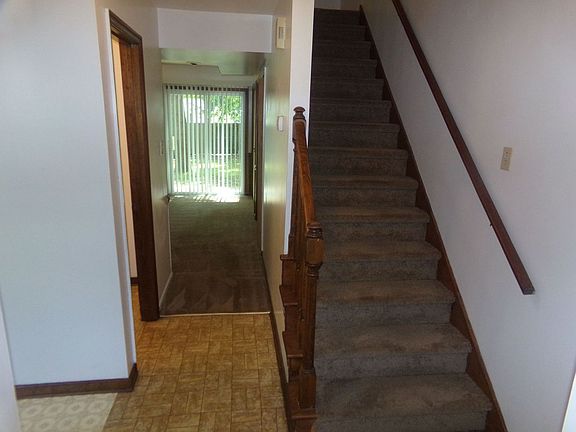 5th image of 3910 Autumn Woods Ct