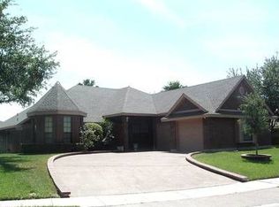 1315 Larry Ln, Laredo, TX 78045