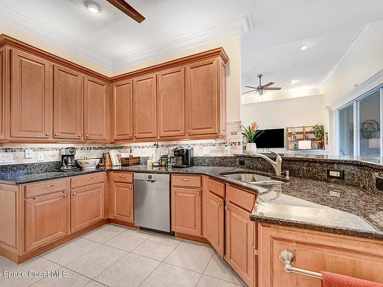 5327 Solway Dr — Photo 10