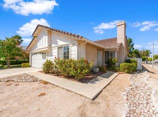 2281 El Rio St, Lancaster, CA 93535