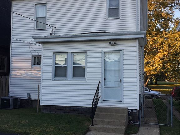 4th image of 1826 Grant St