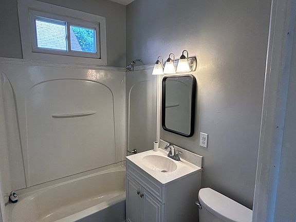 2nd image of 4018 Huston Ave #2