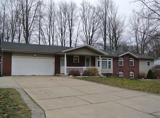 7142 Georgetown Ave, Hudsonville, MI 49426