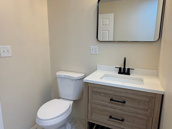 152 E Hollis St UNIT 2