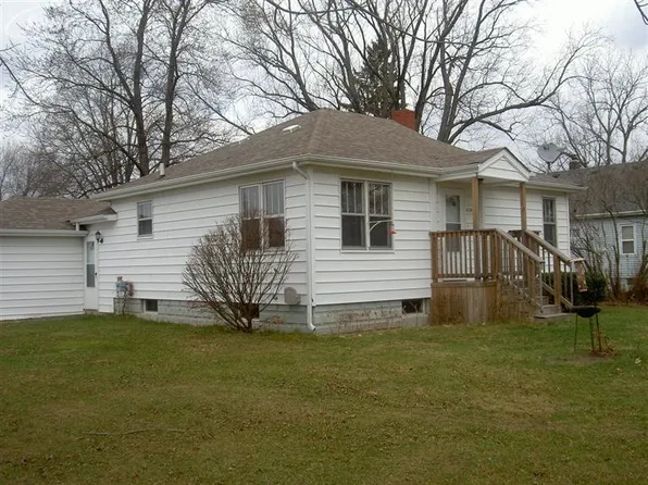 4139 Springfield St, Burton, MI 48509