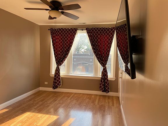 2nd image of 4333 S California Ave #2