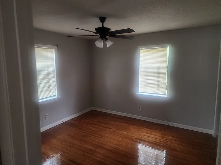3323 Brevard Dr — Photo 5