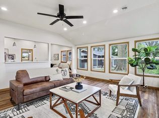 W9573 Stone Ledge Rd, Beaver Dam, WI 53916