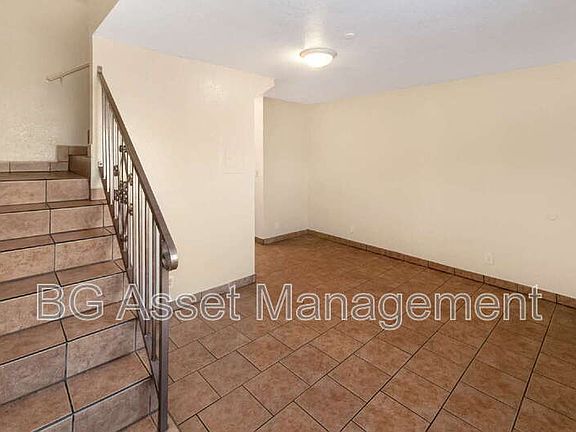 3rd image of 1426 48th Ave Unit A