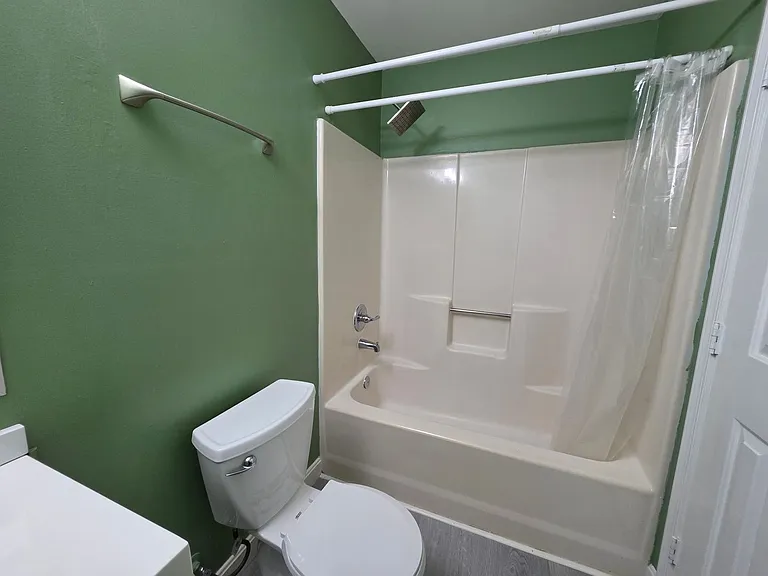 4226 Beasley Ct — Photo 18