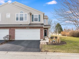 21561 Eich Dr, Crest Hill, IL 60403