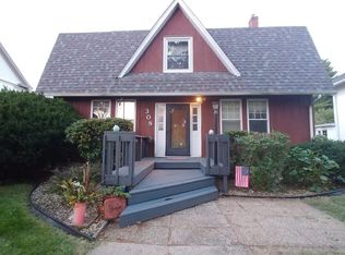 308 Broadway Ave, Sterling, IL 61081
