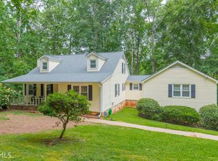 1316 Larkview Dr SW, Lilburn, GA 30047