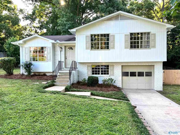 5255 Mike Dr, Pinson, AL 35126