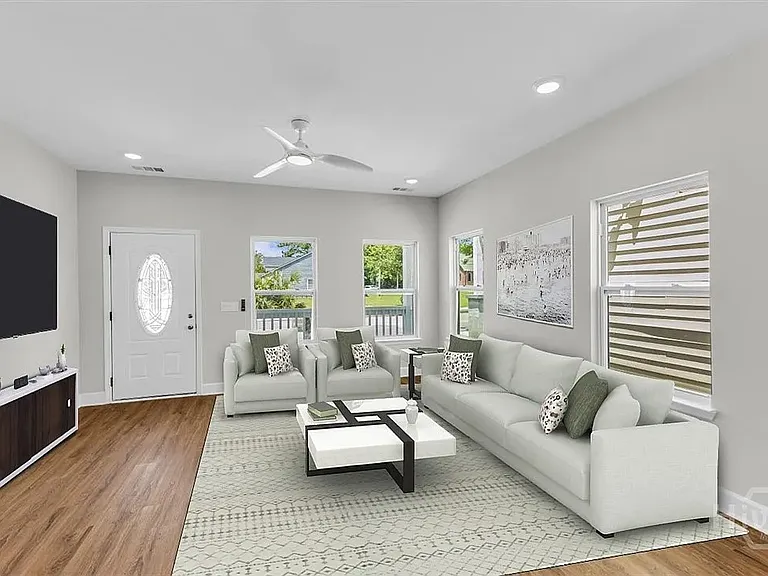 716 Waters Ave — Photo 3