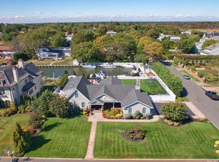 3 Sexton Dr, West Islip, NY 11795