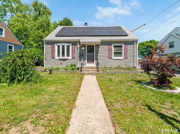 15 Fenway Drive, Hamden, CT 06517