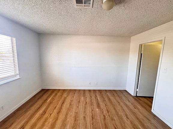 5th image of 506 Wardelle St Unit C