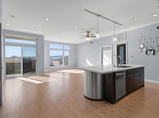 8925 W Flamingo Rd UNIT 213, Spring Valley, NV 89147