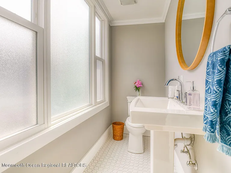 67 Delaware Ave — Photo 19
