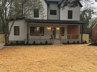 2400 Arnold Dr, Charlotte, NC 28205