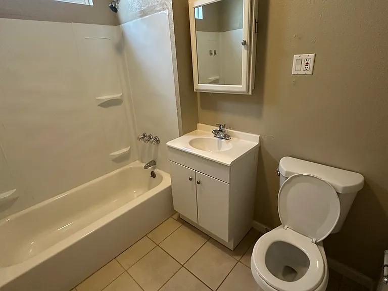 213 Engle Ave — Photo 8